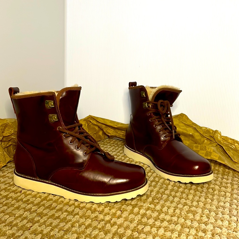 MENS UGG BOOTS / M HANNEN / 3240 M CRDV